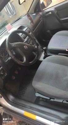 Opel Astra j 2004