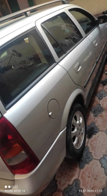 Opel Astra j 2004