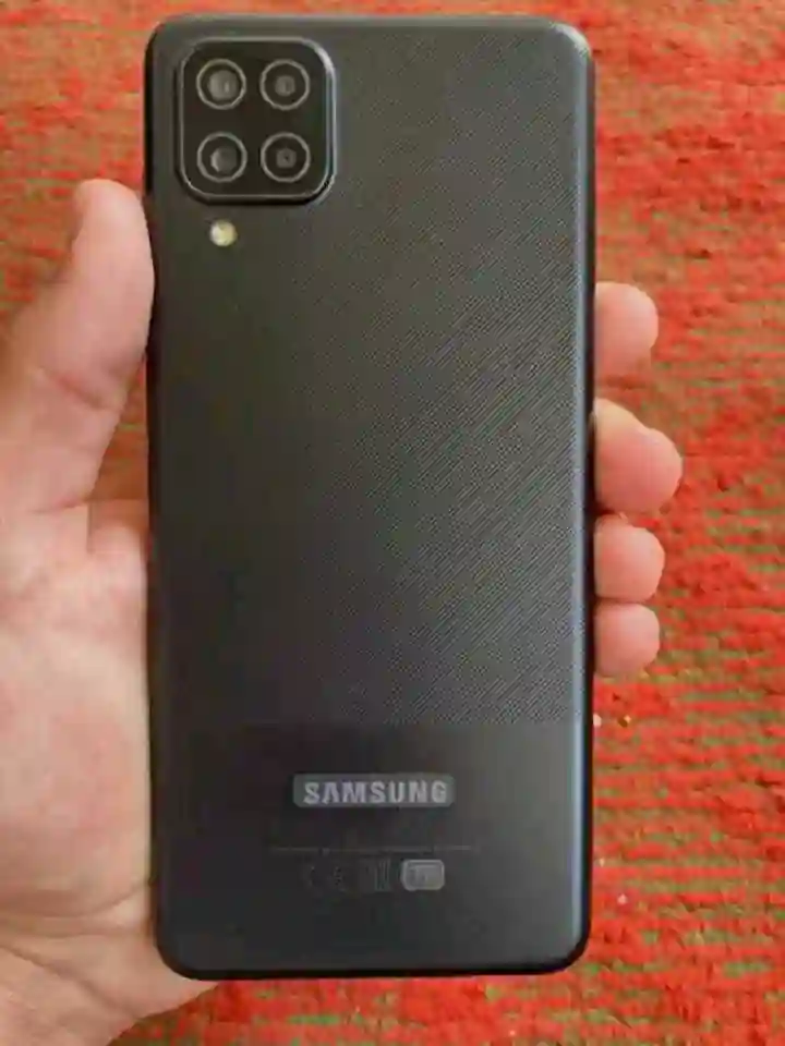 galaxy A12