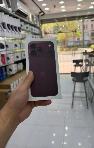 Apple iPhone 18 Pro Max, 256 gb, Burgundy