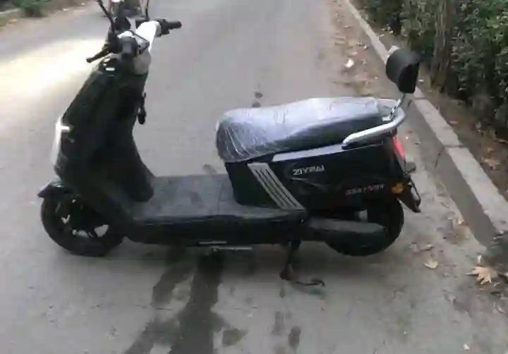 Скутер SPEEDE
