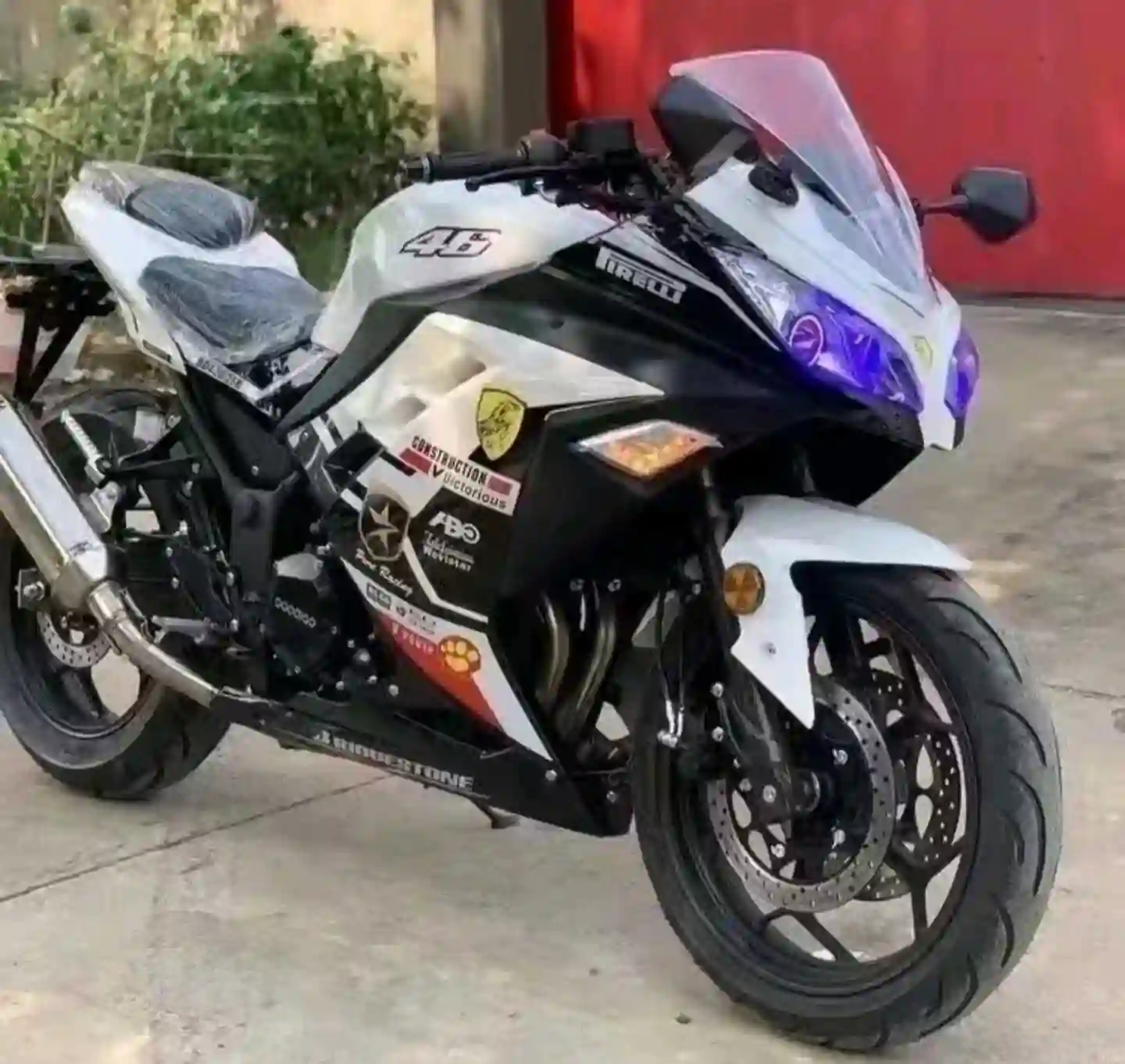 Kawasaki Ninja 200c 