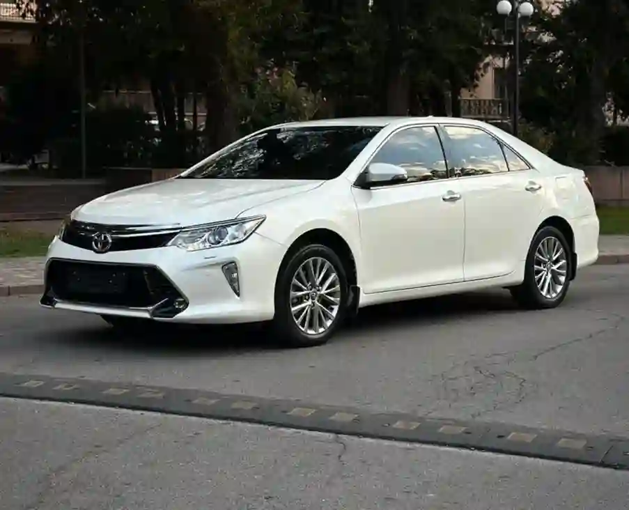 Toyota Camry 2015