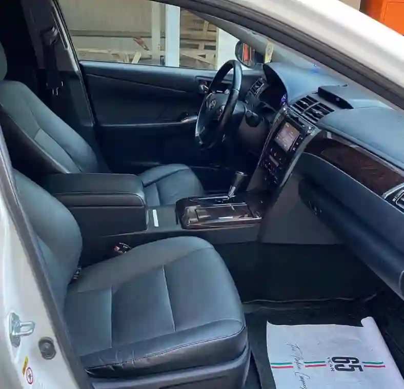 Toyota Camry 2015