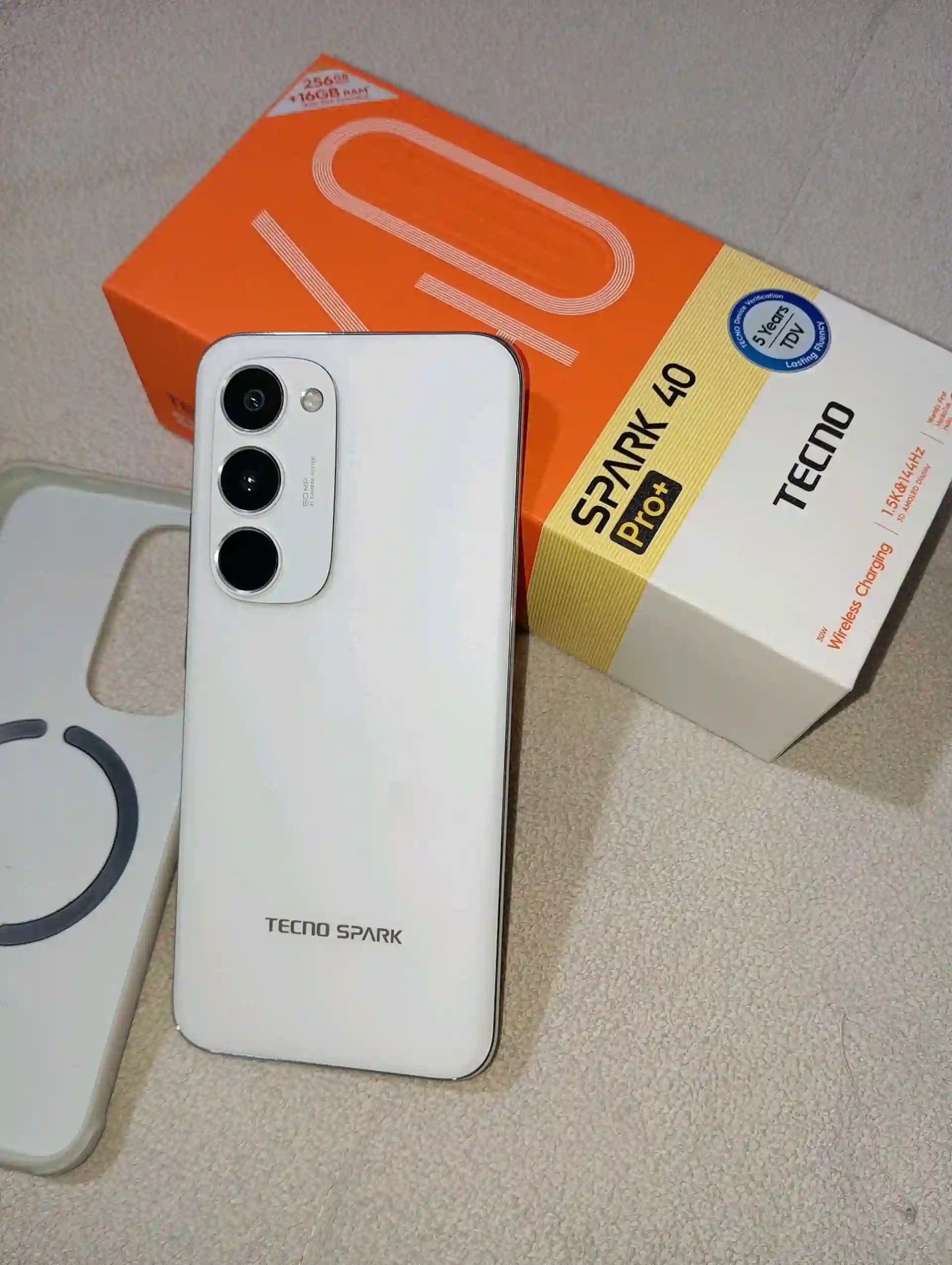 Tecno spark 40pro plus