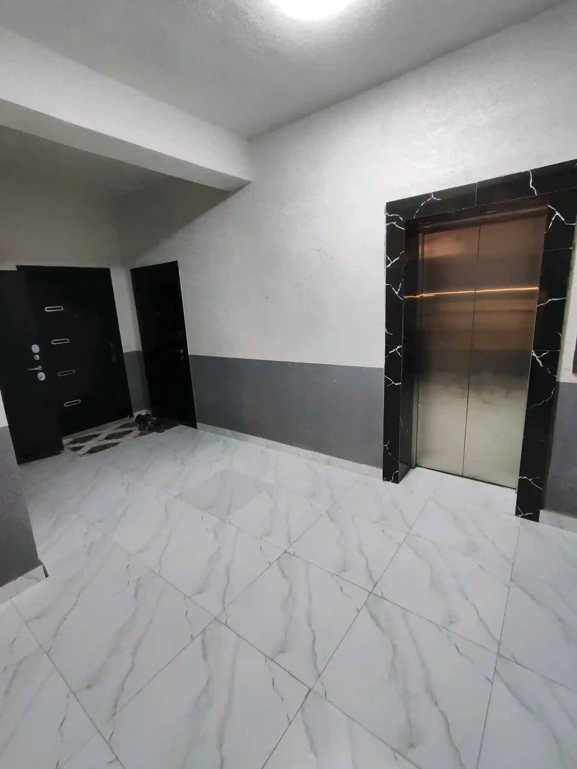 2-к квартира, 7 этаж, 77 м², 1мкр