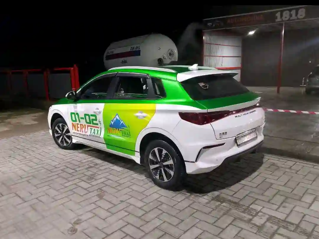 BYD E2 2023
