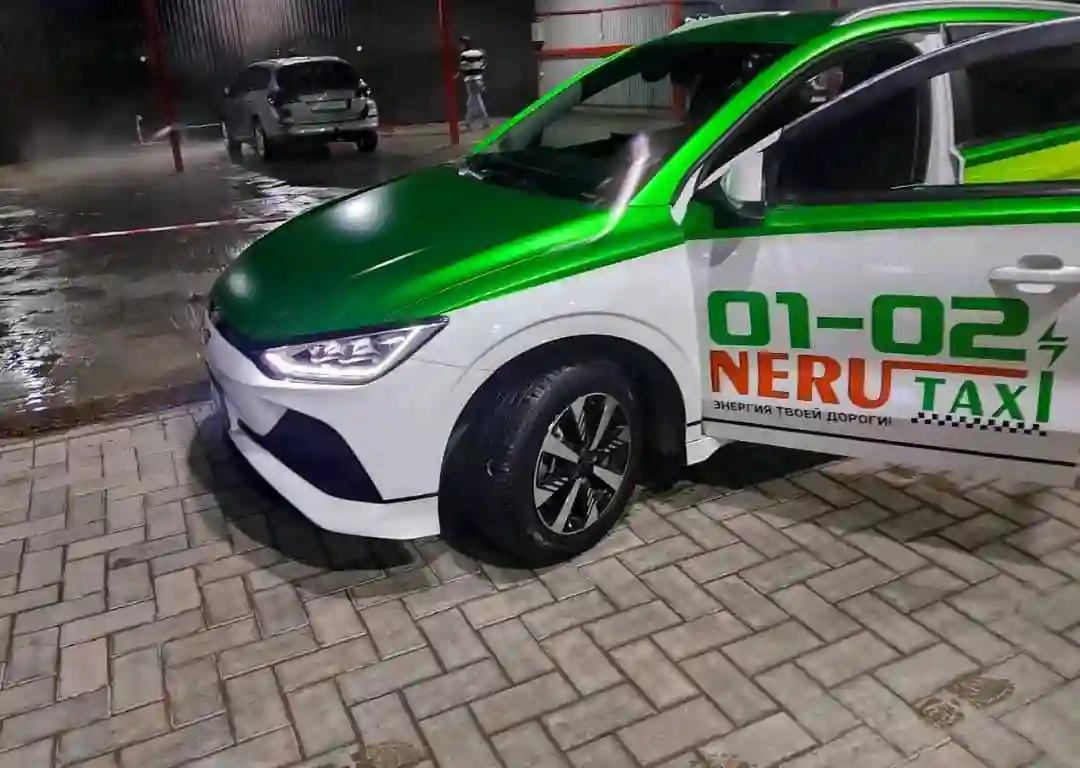 BYD E2 2023