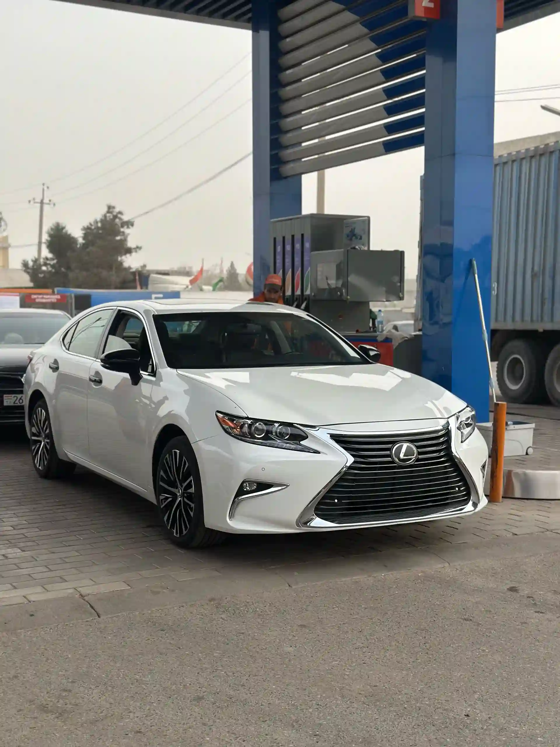 Lexus Es series 2015
