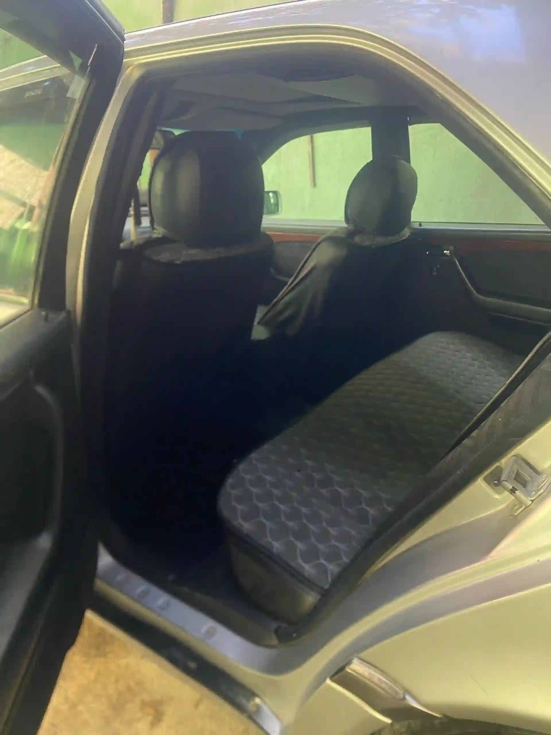 Mercedes-benz E class 1994