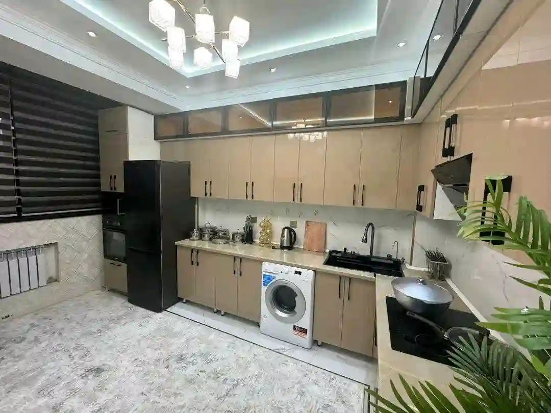 4-к квартира, 10 этаж, 110 м², Исмоили Сомони