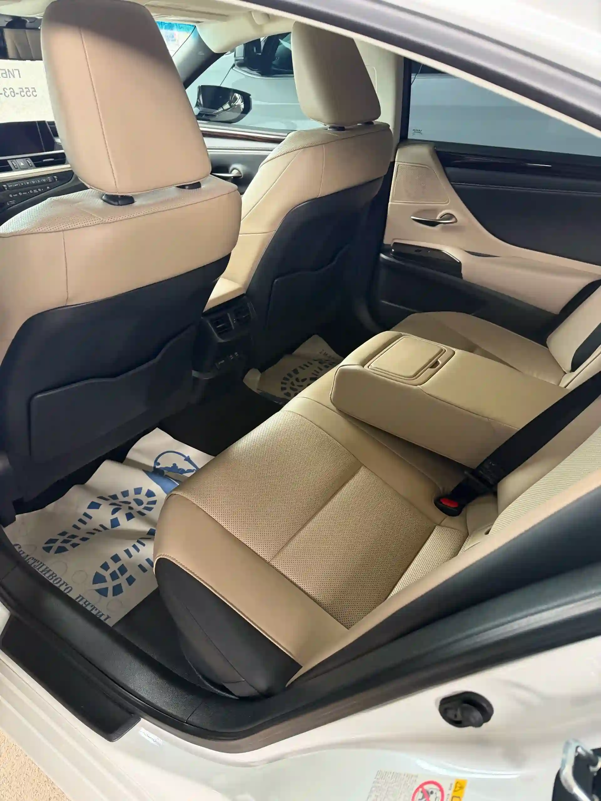 Lexus Es series 2020