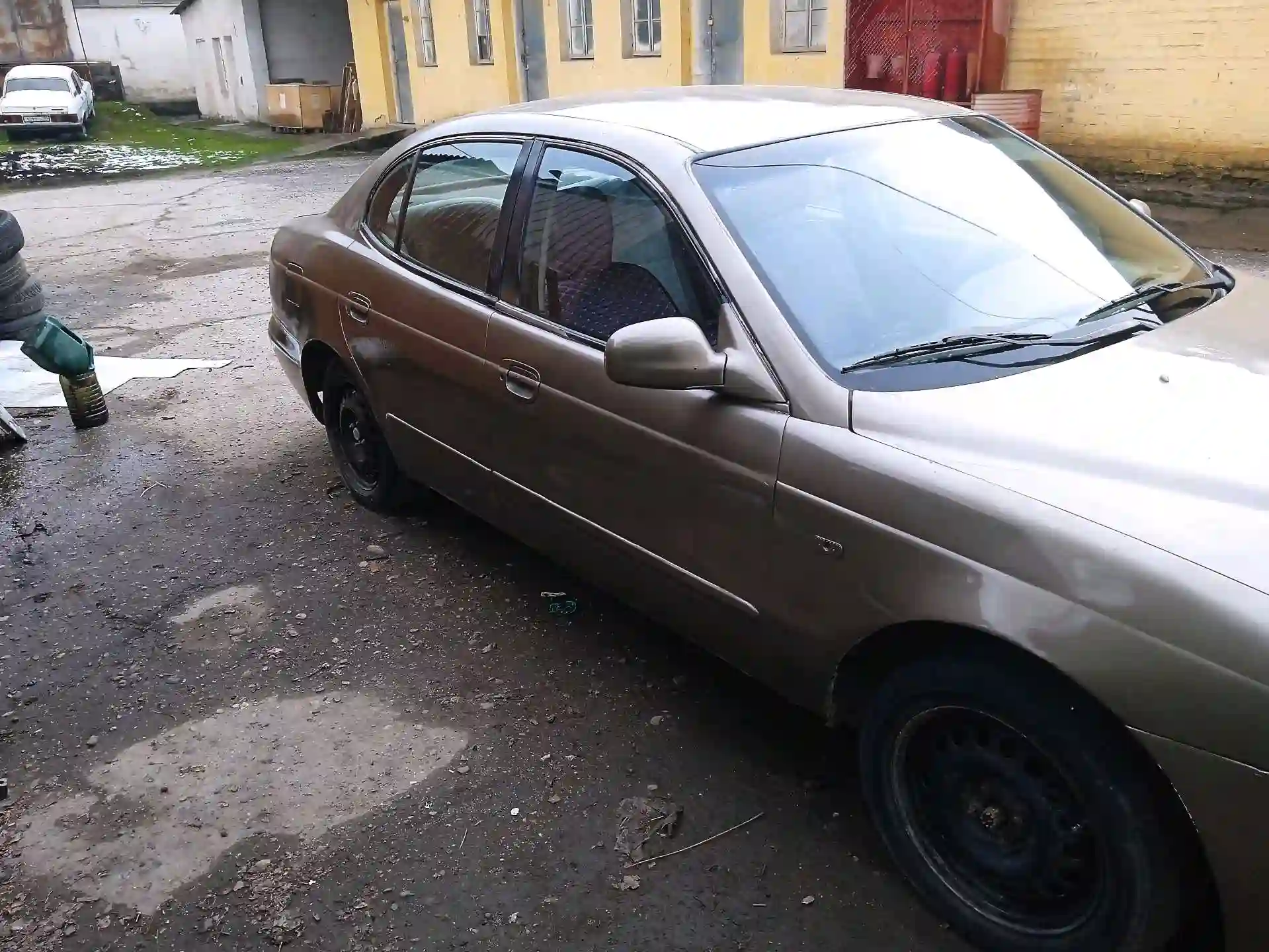 Daewoo Leganza 1999