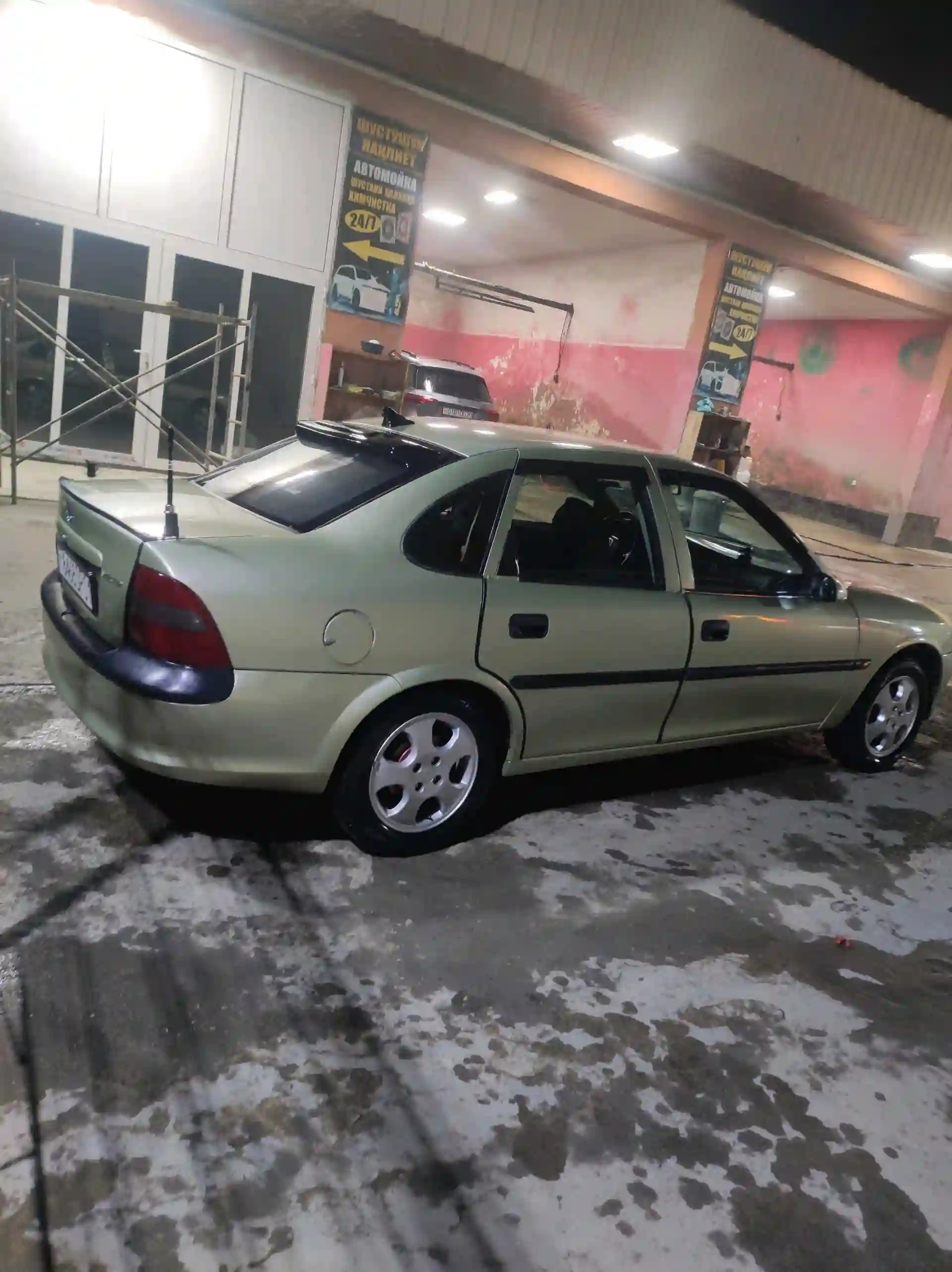 Opel Vectra b 1996