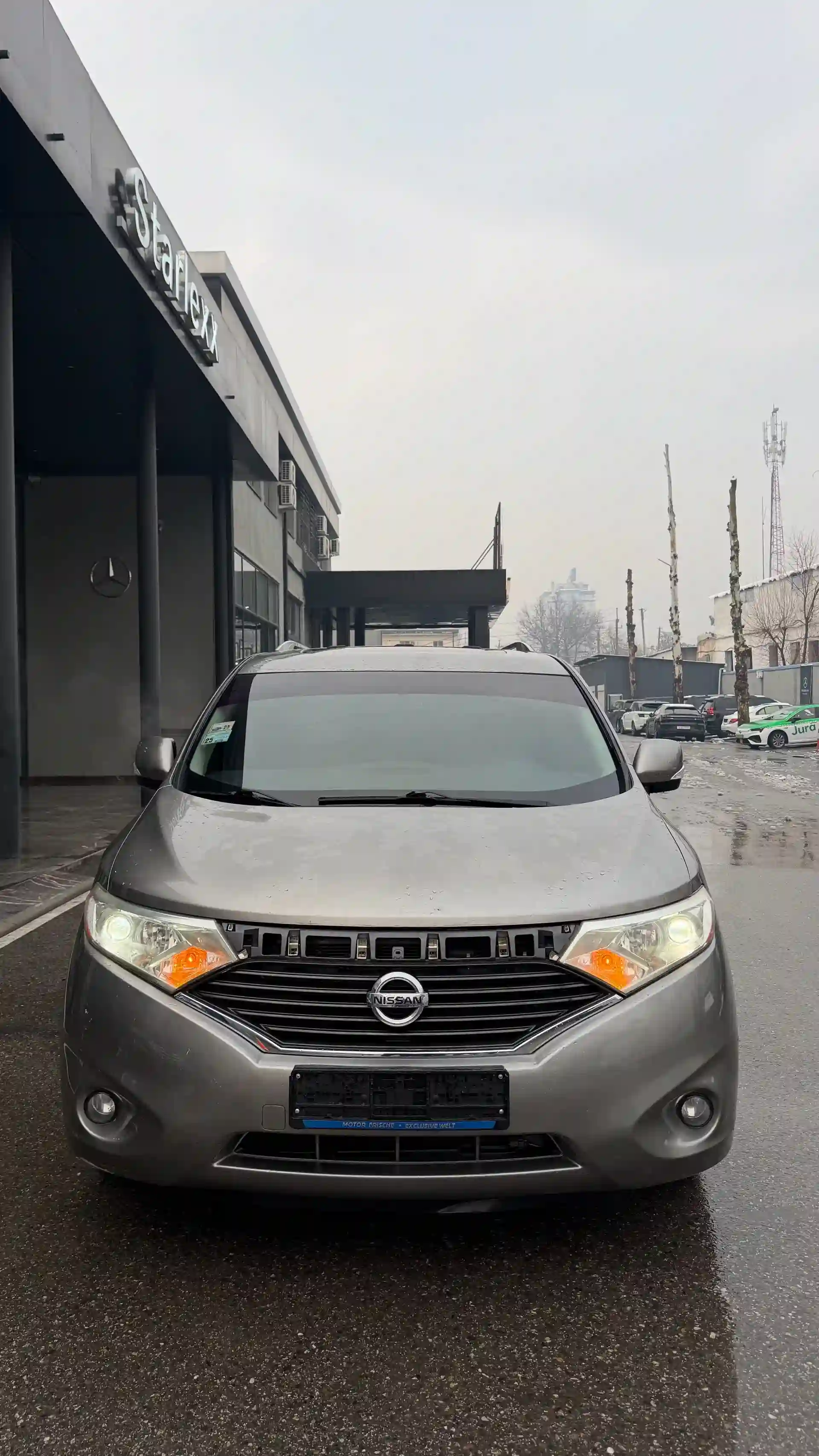 Nissan Quest 2012