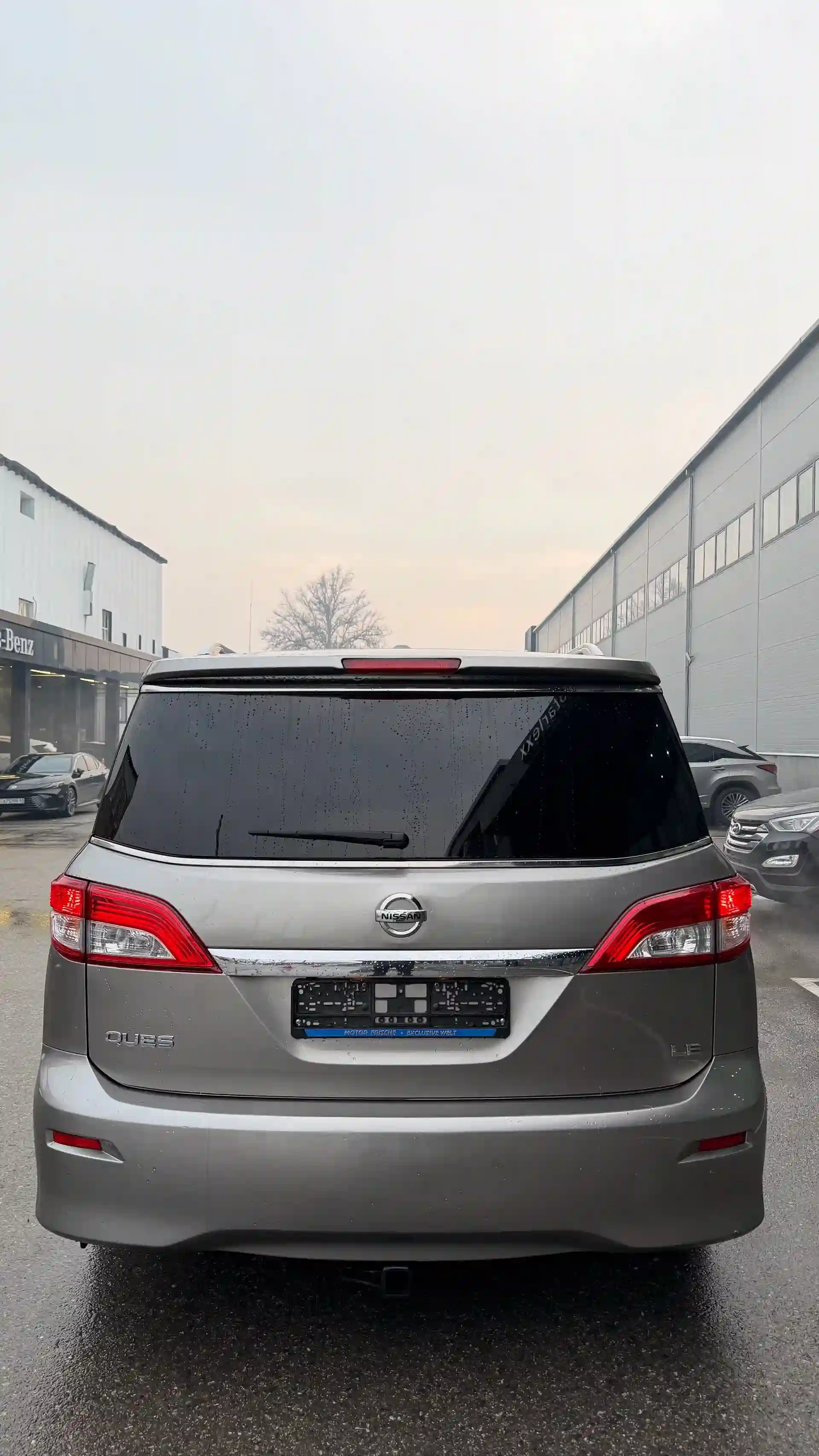 Nissan Quest 2012