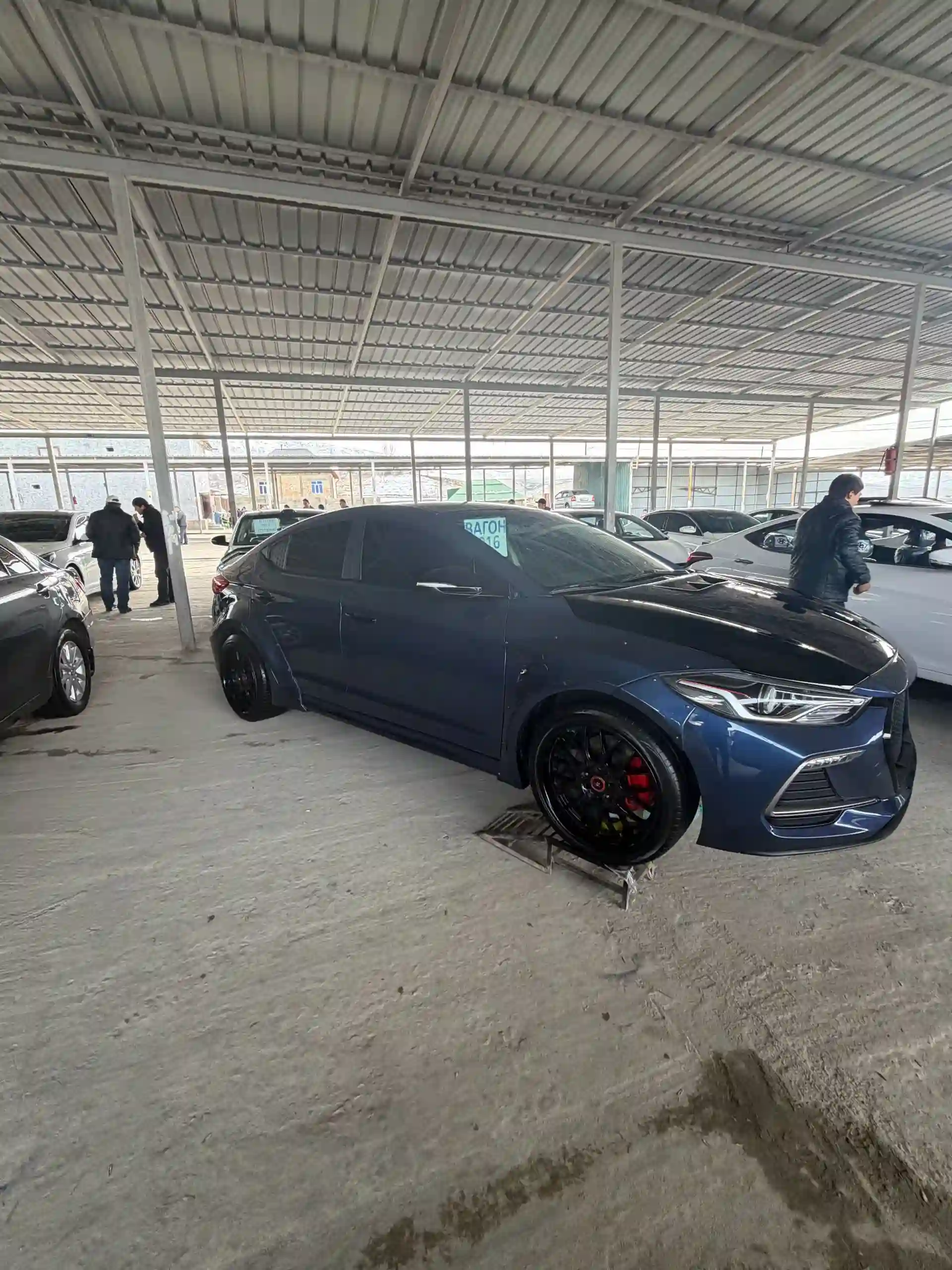 Hyundai Avante 2016