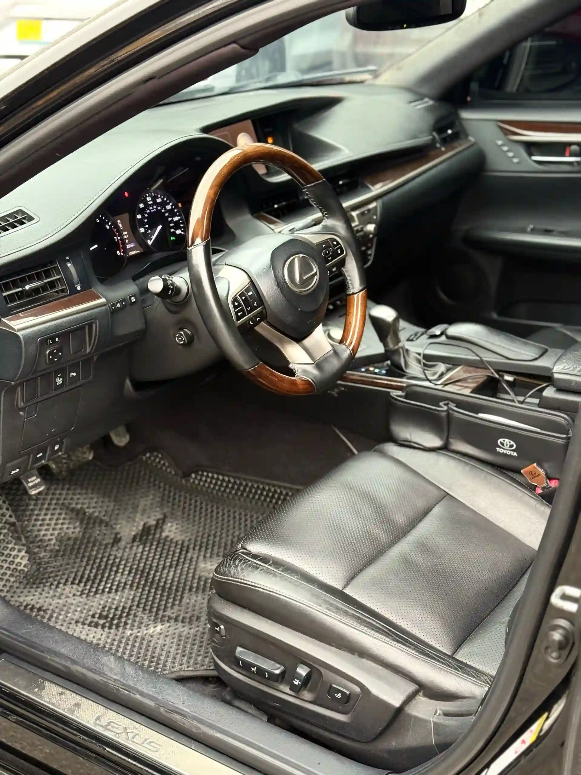 Lexus Es series 2013