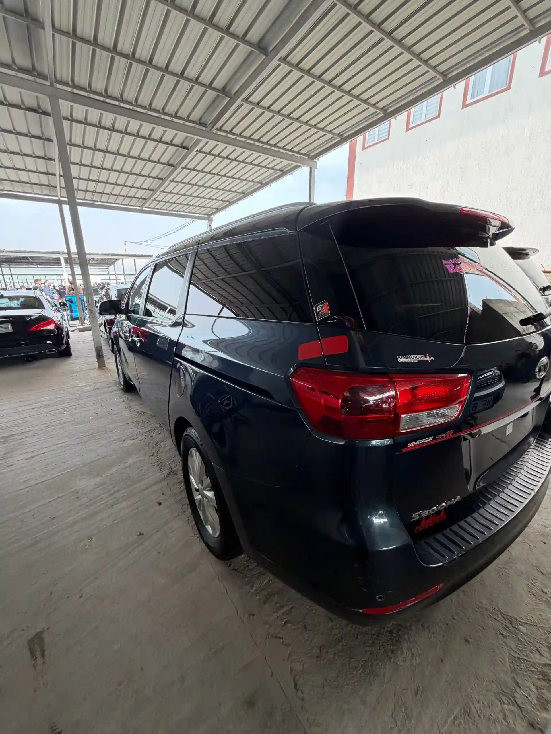Kia Sedona 2016