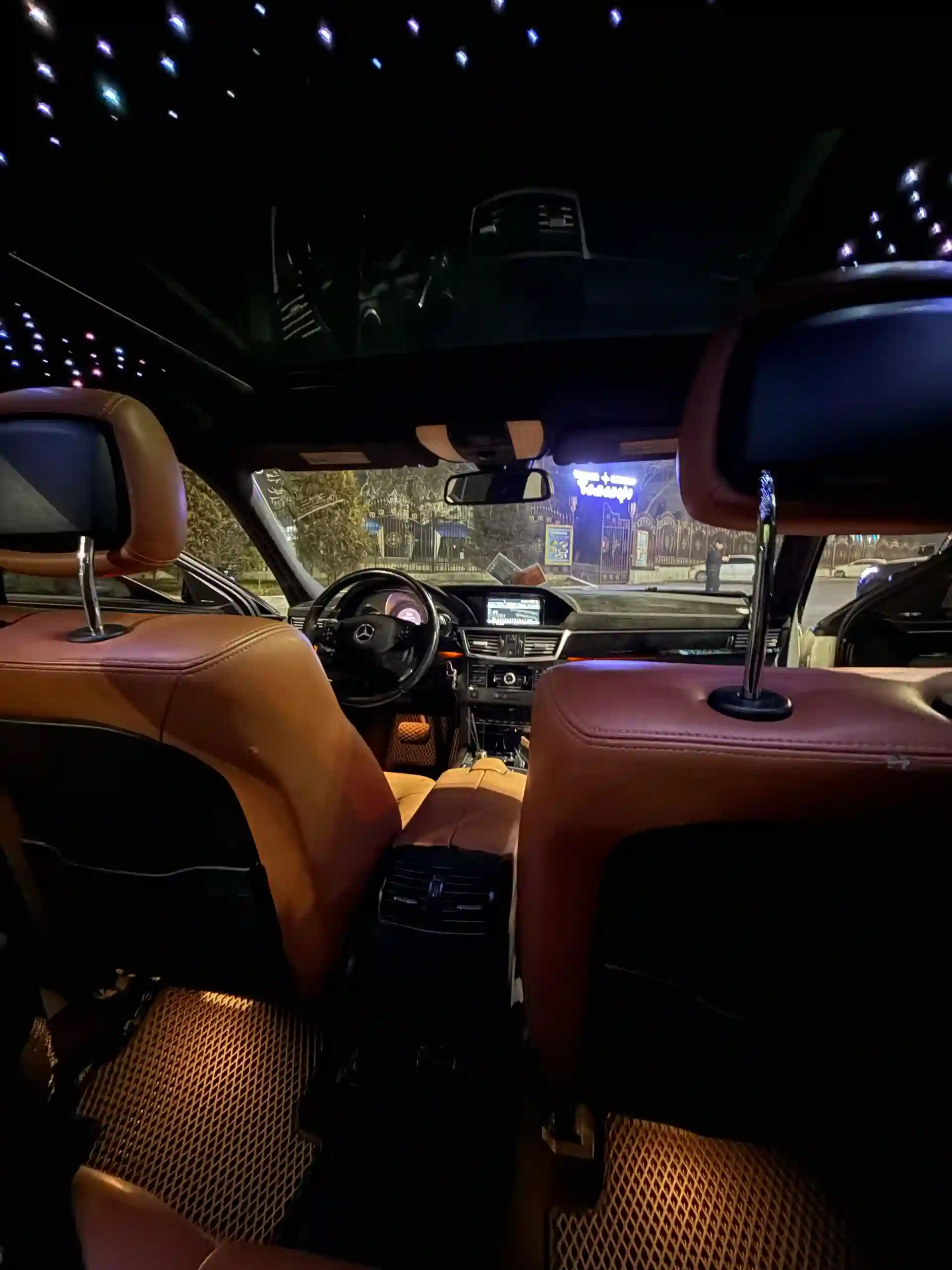 Mercedes-benz E class 2010
