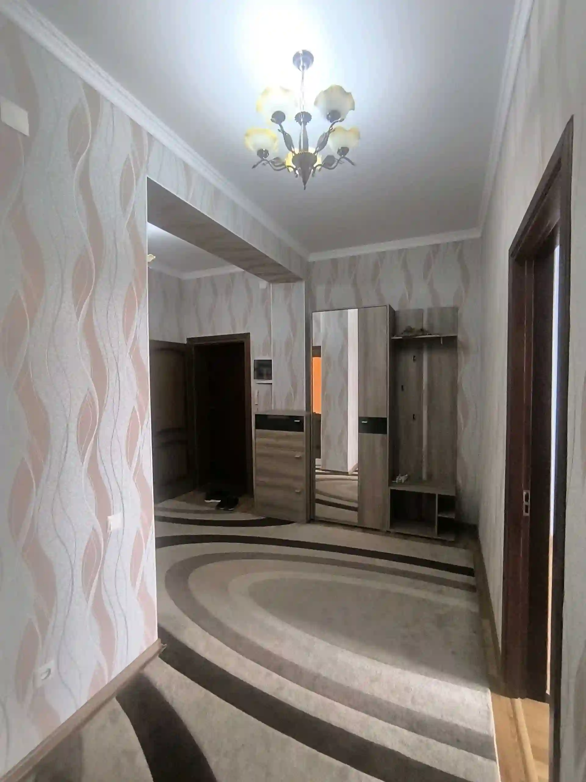 3-к квартира, 4 этаж, 90 м², 34 мкр пушти Анис
