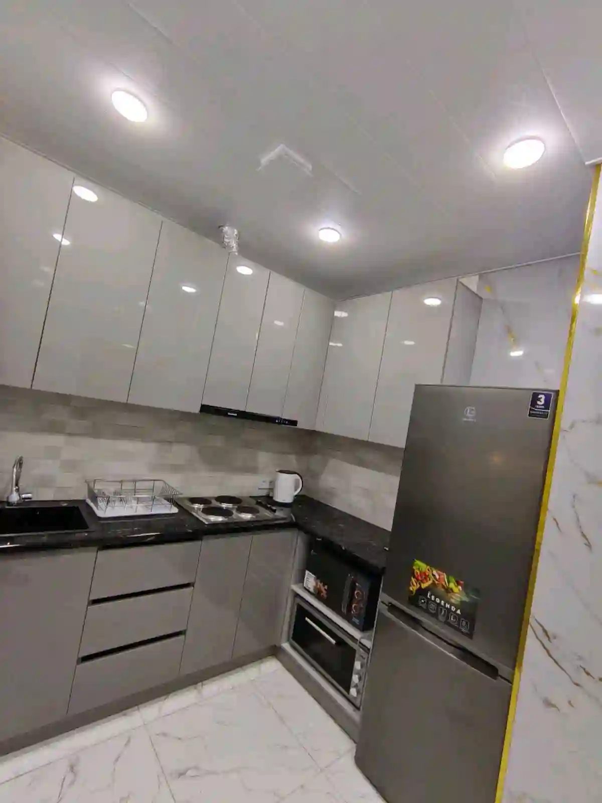 2-к квартира, 3 этаж, 60 м², Ашан. И. Сомони