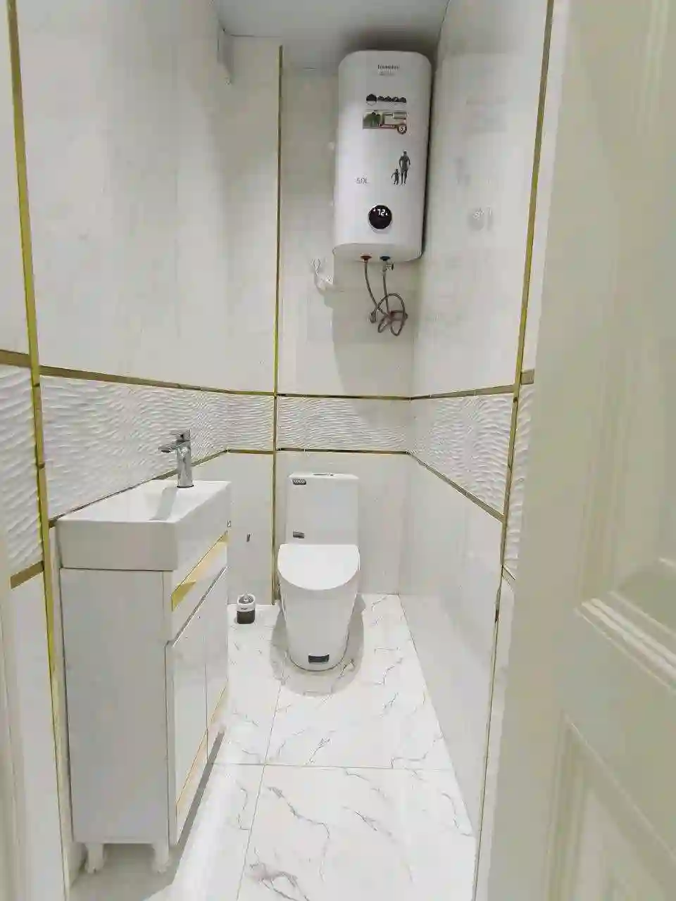 2-к квартира, 3 этаж, 60 м², Ашан. И. Сомони