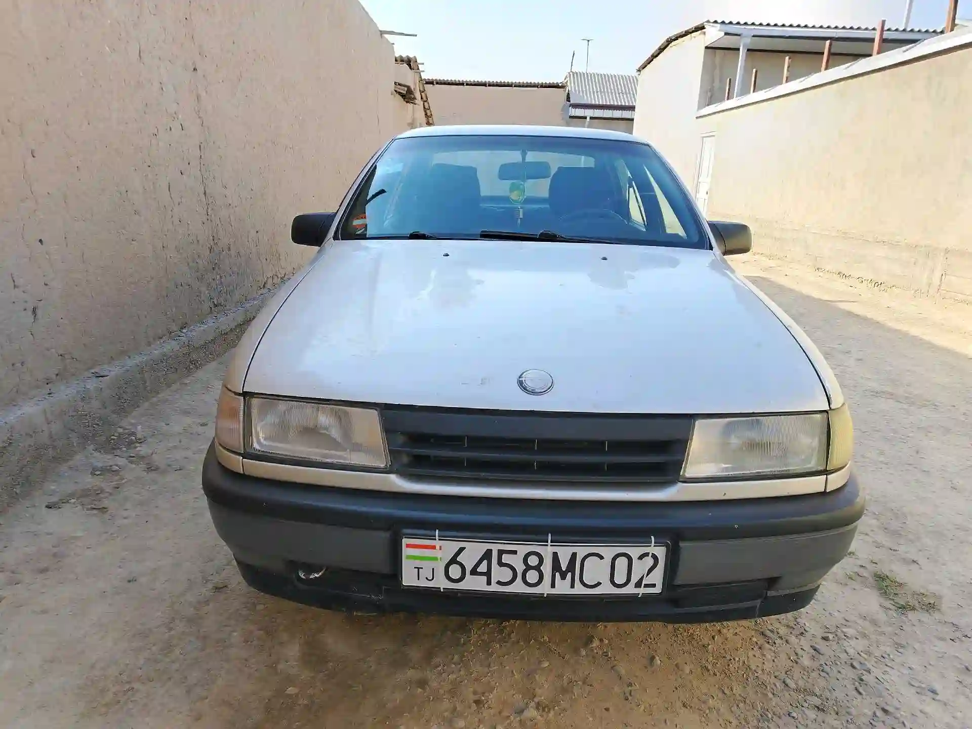 Opel Vectra a 1990