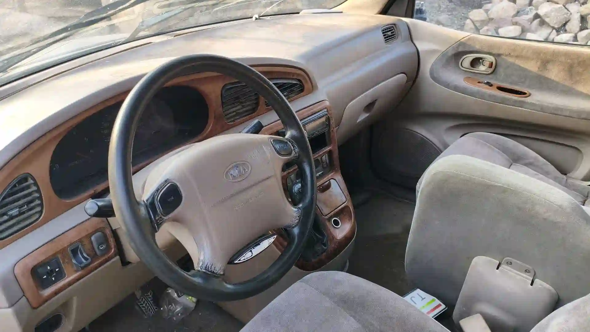 Kia Carnival 2000