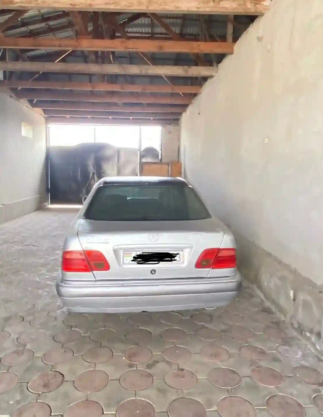 Mercedes-benz E class 1996