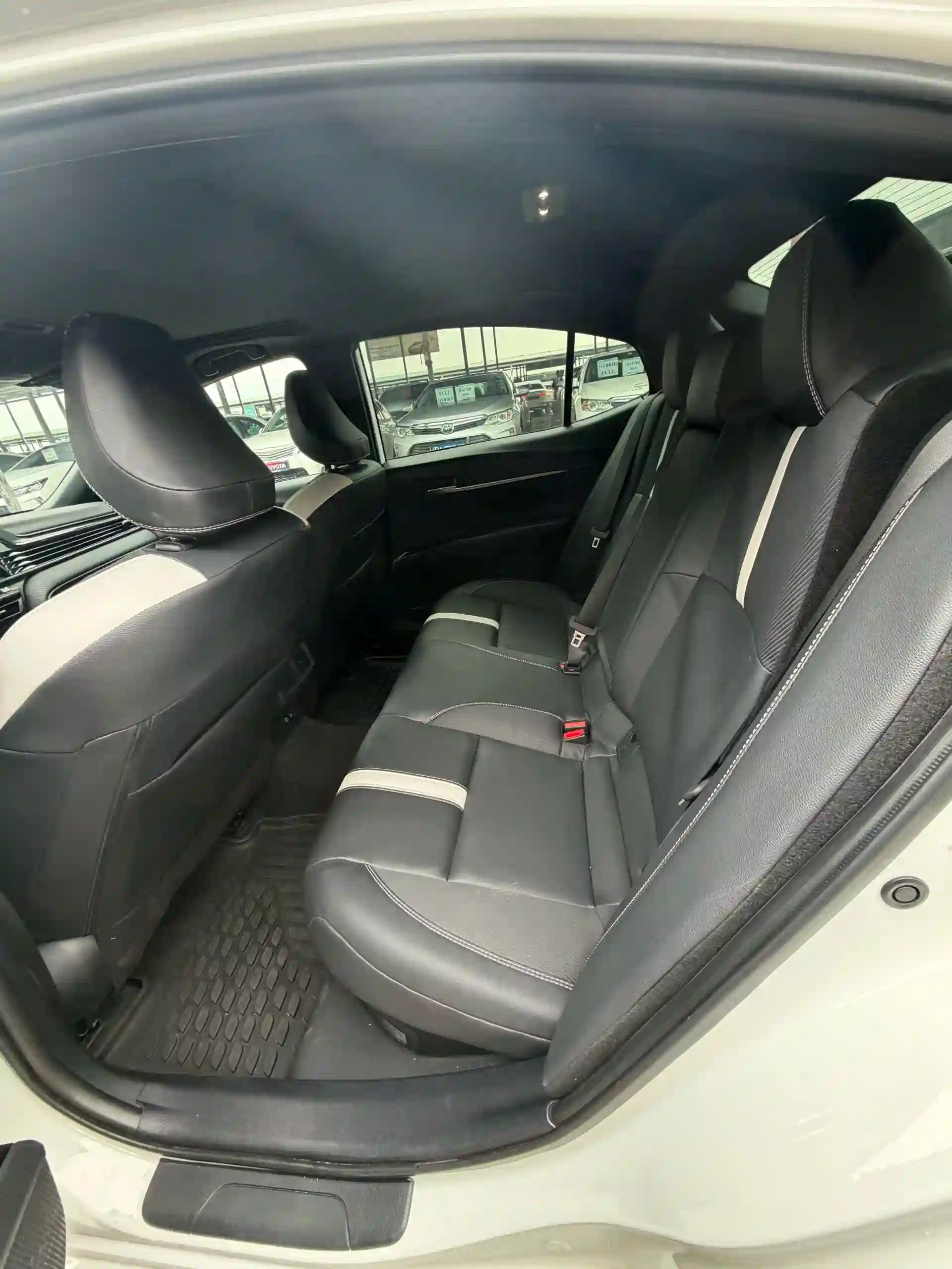 Toyota Camry 2025
