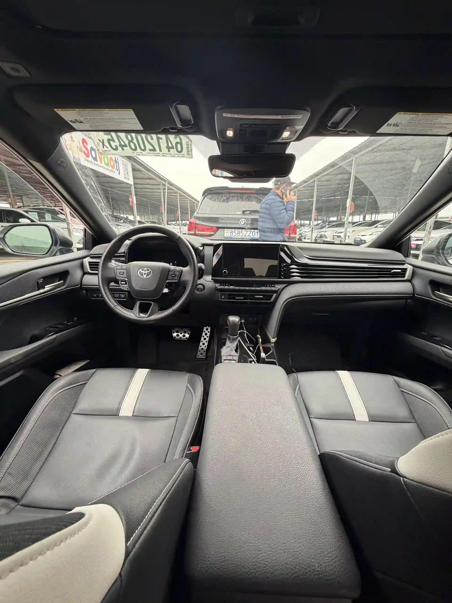 Toyota Camry 2025