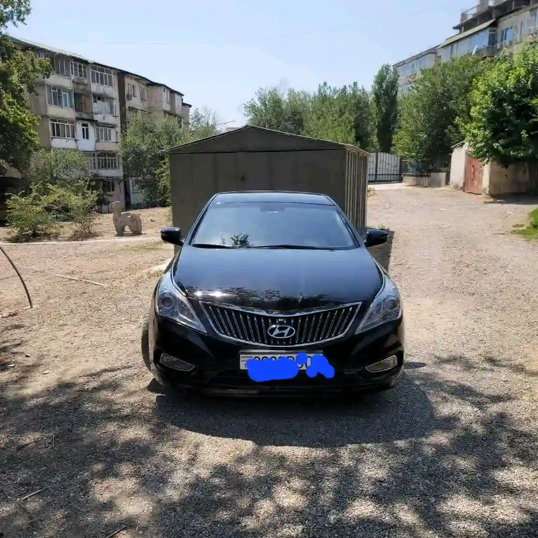 Hyundai Grandeur 2012