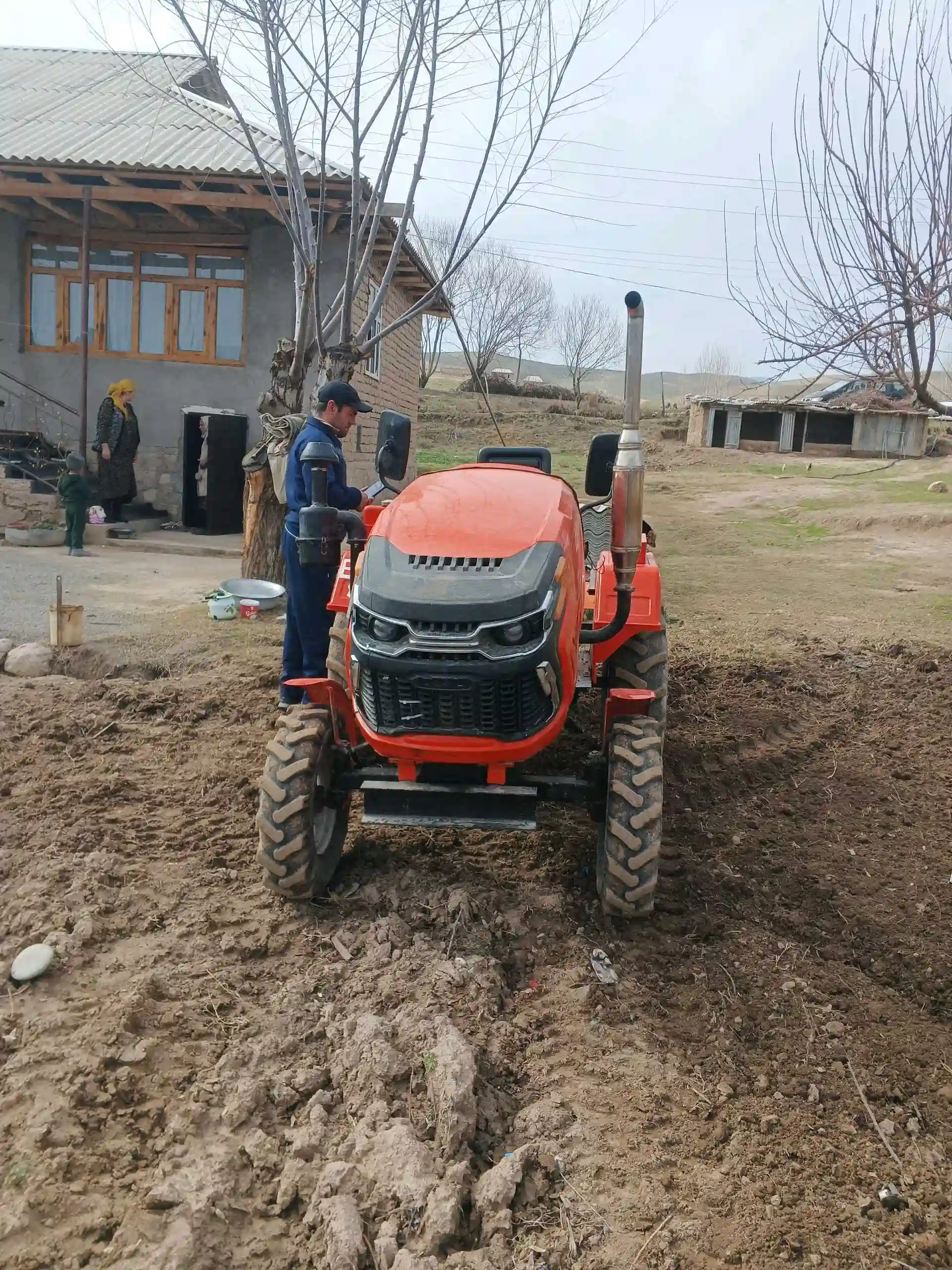 Мини трактор 