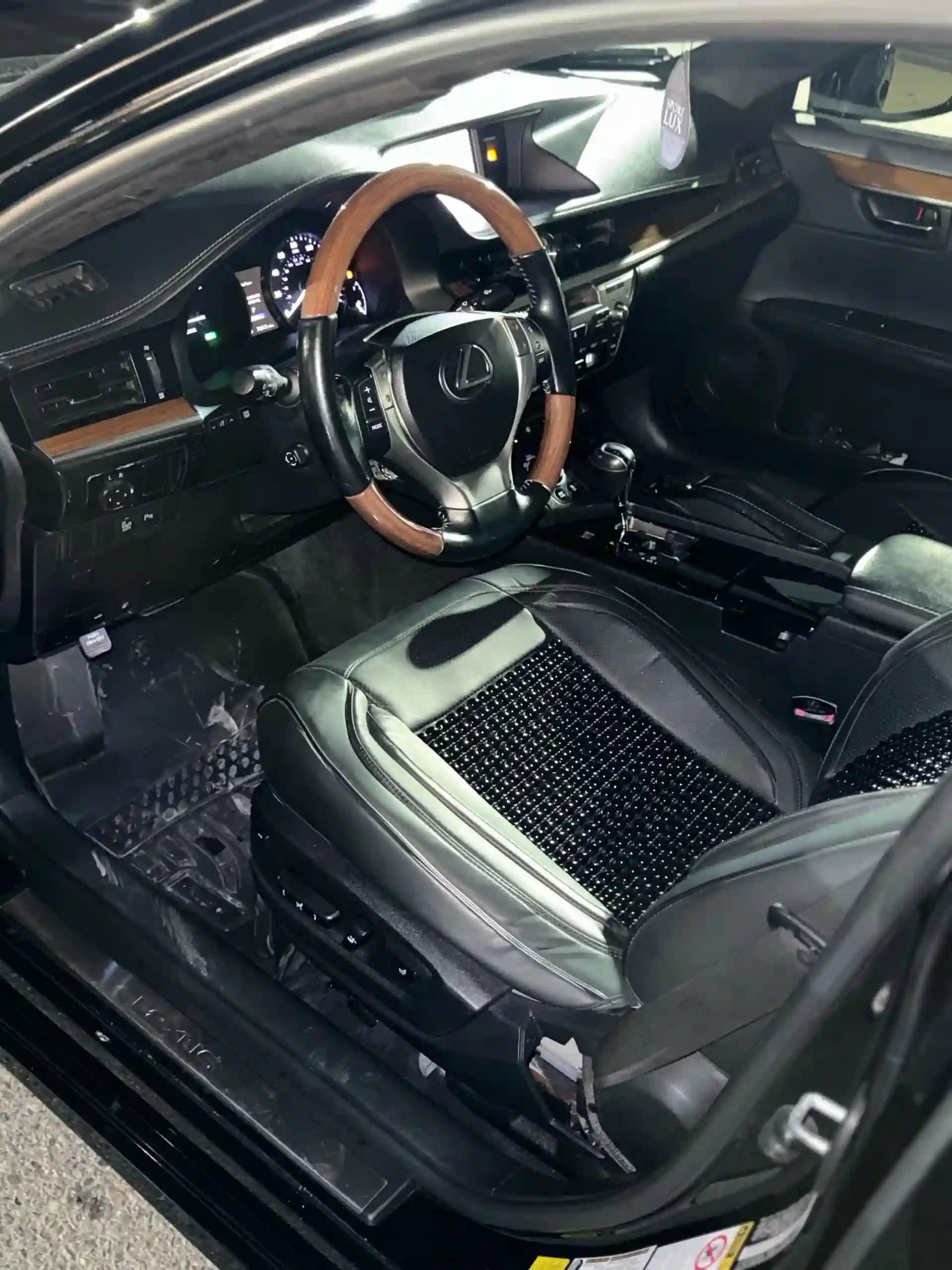 Lexus Es series 2014