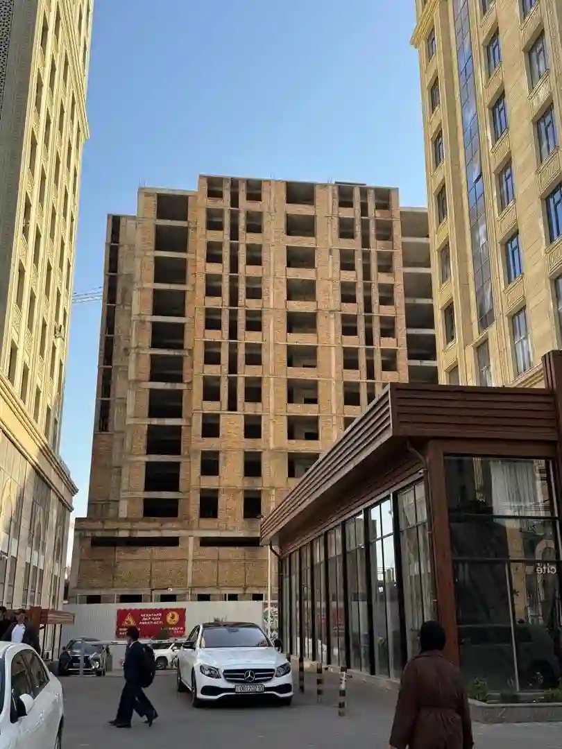 3-к квартира, 13 этаж, 141 м², Шохмансур ( скорый )