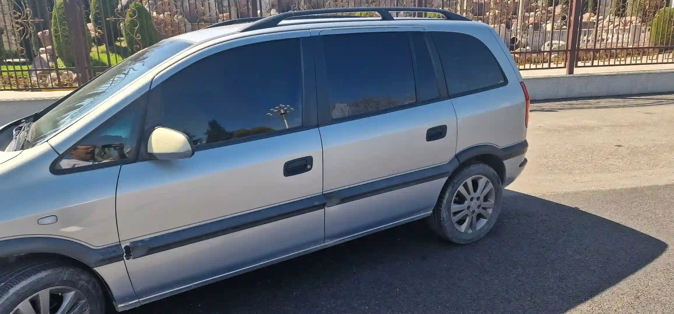Opel Zafira 2001
