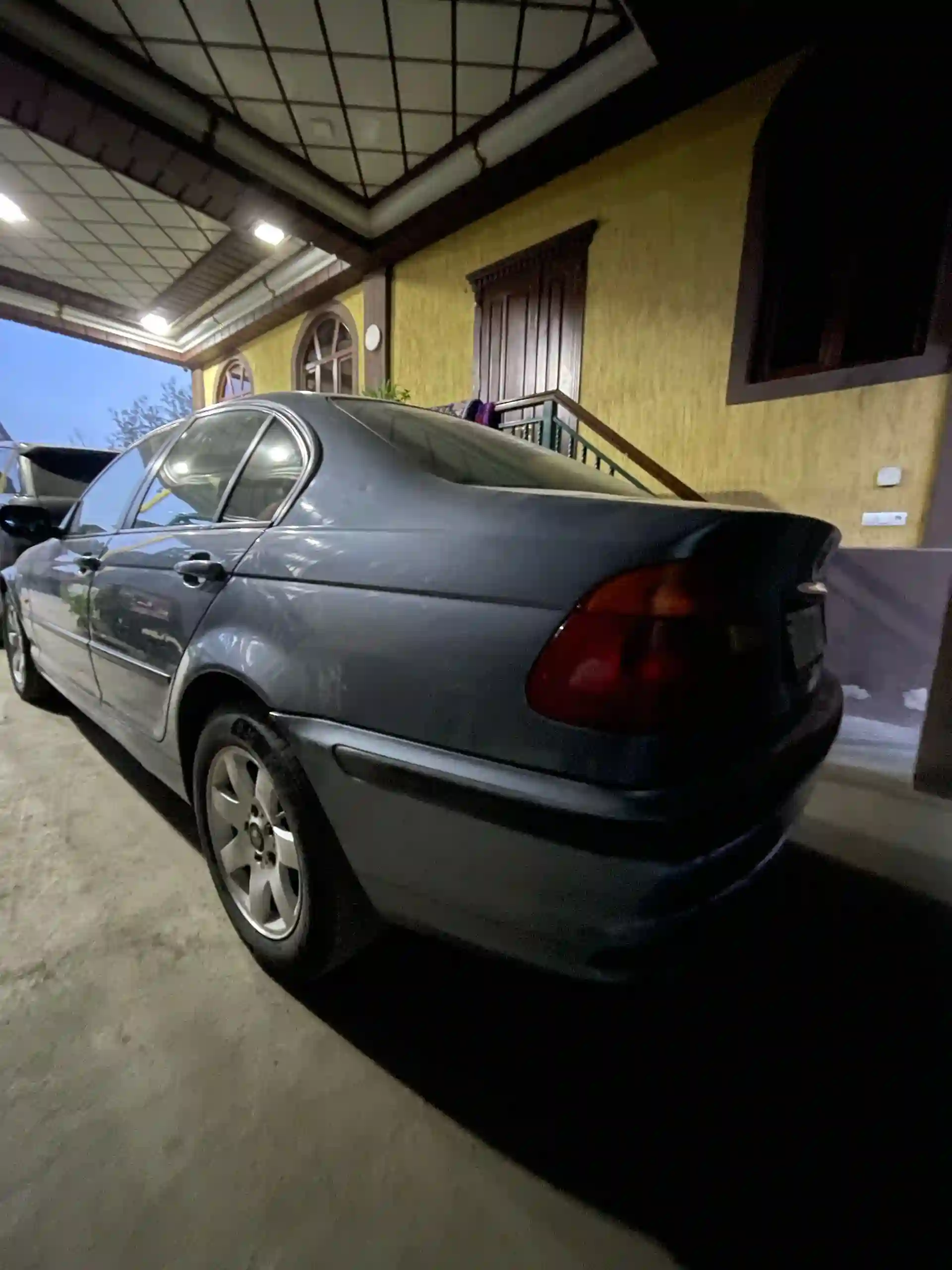 BMW 3 series 2000