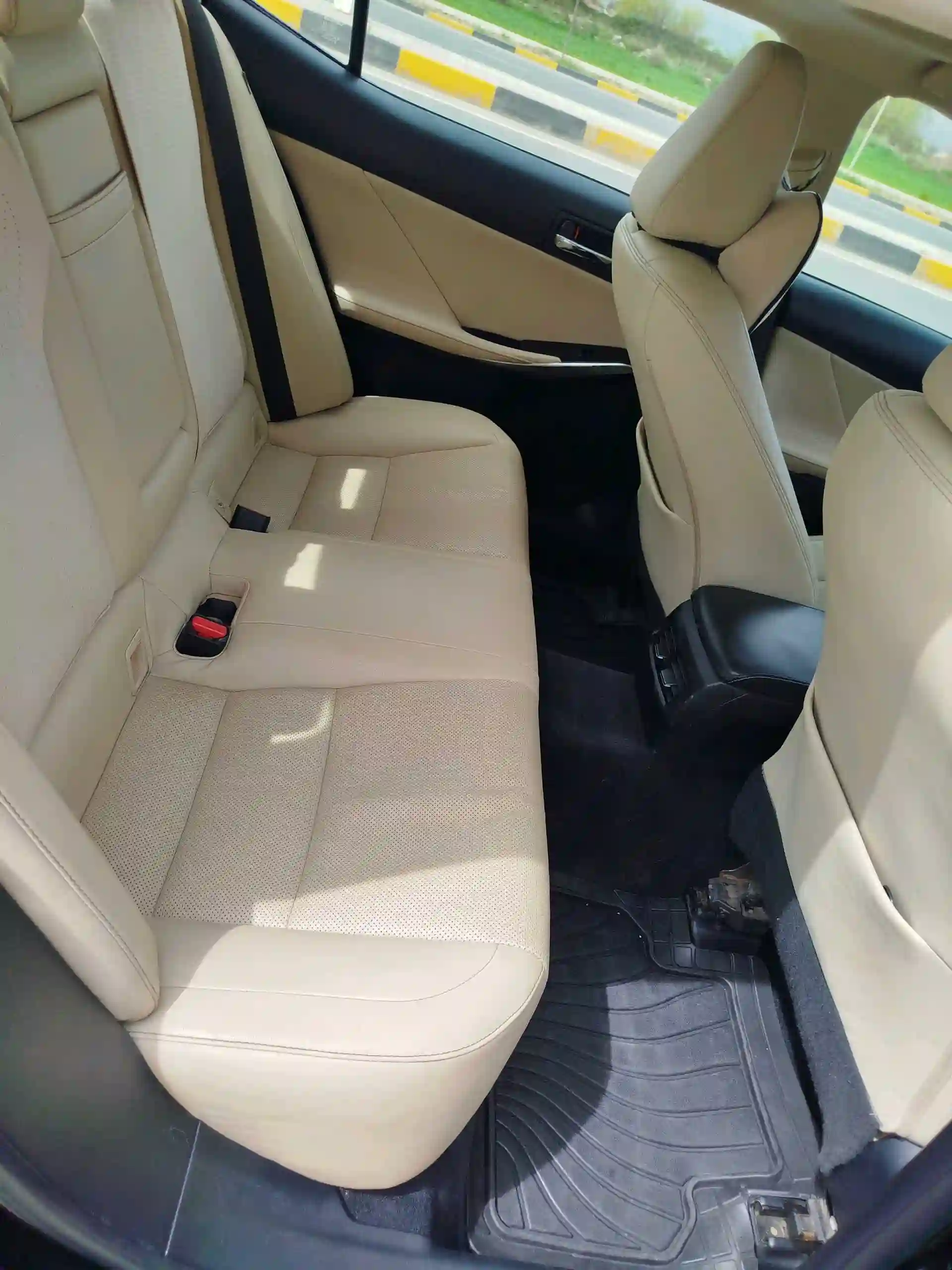 Lexus Is series 2015