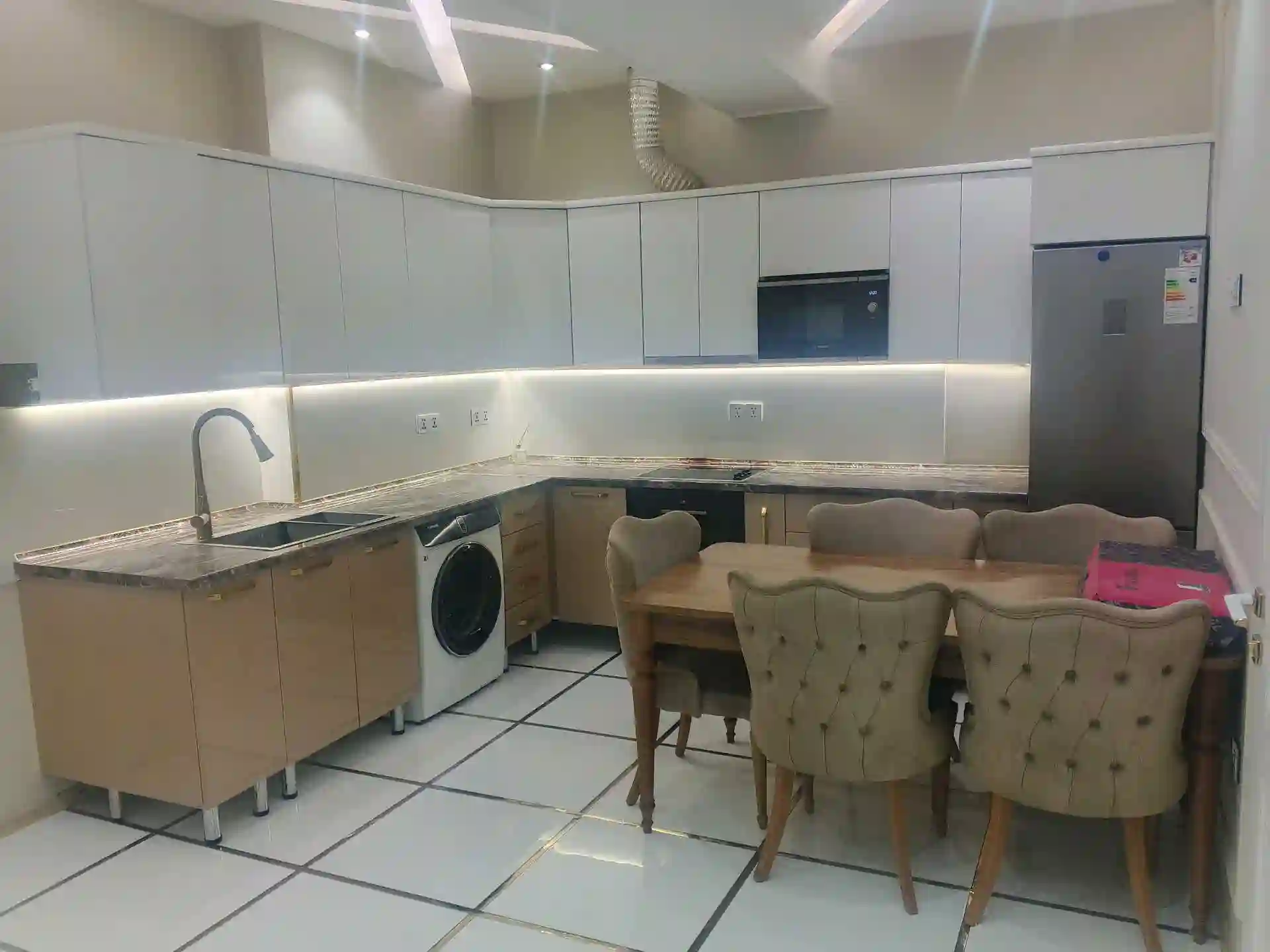 2-к квартира, 13 этаж, 68 м², н.шохмансур