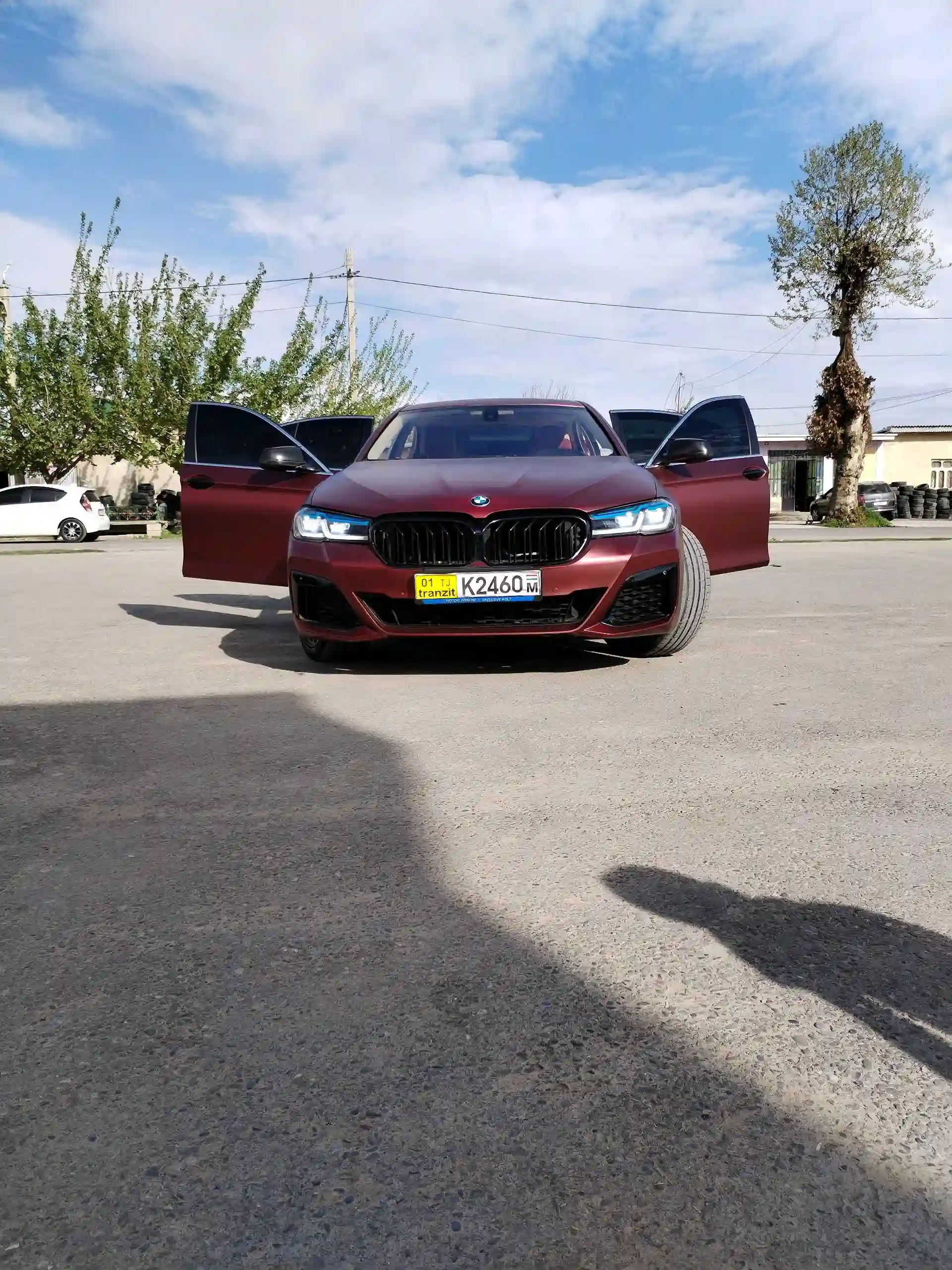 BMW M5 2011