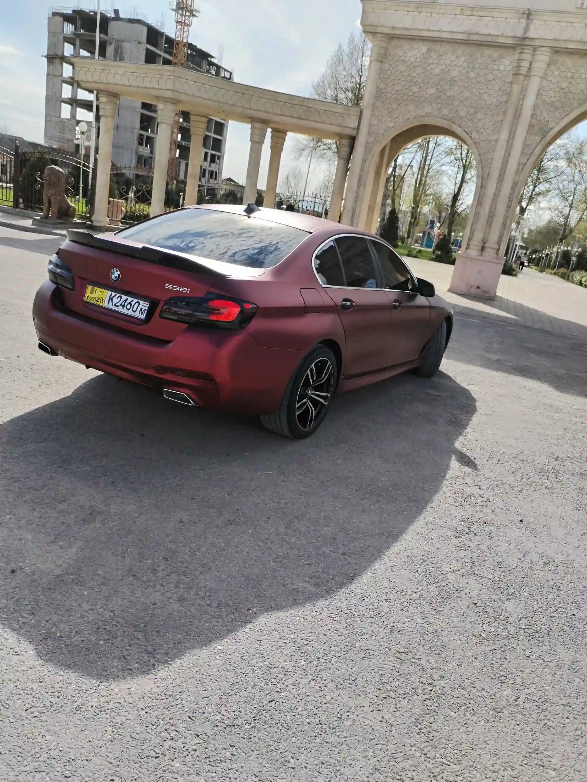 BMW M5 2011
