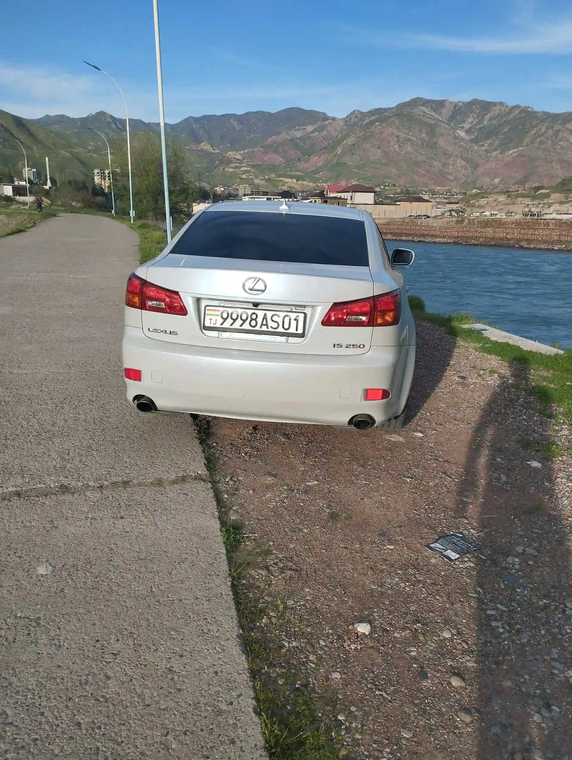 Lexus Is series 2010