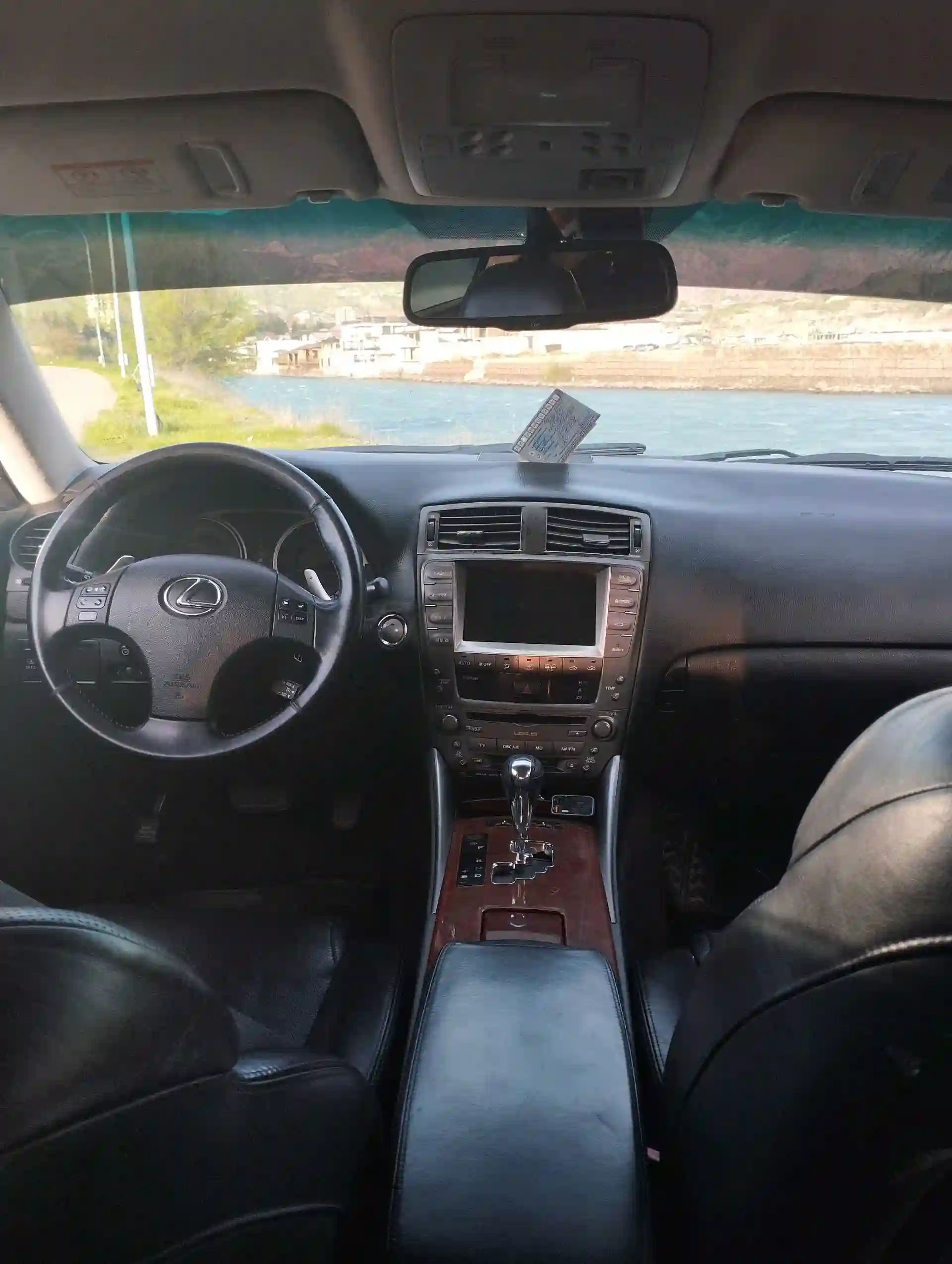 Lexus Is series 2010