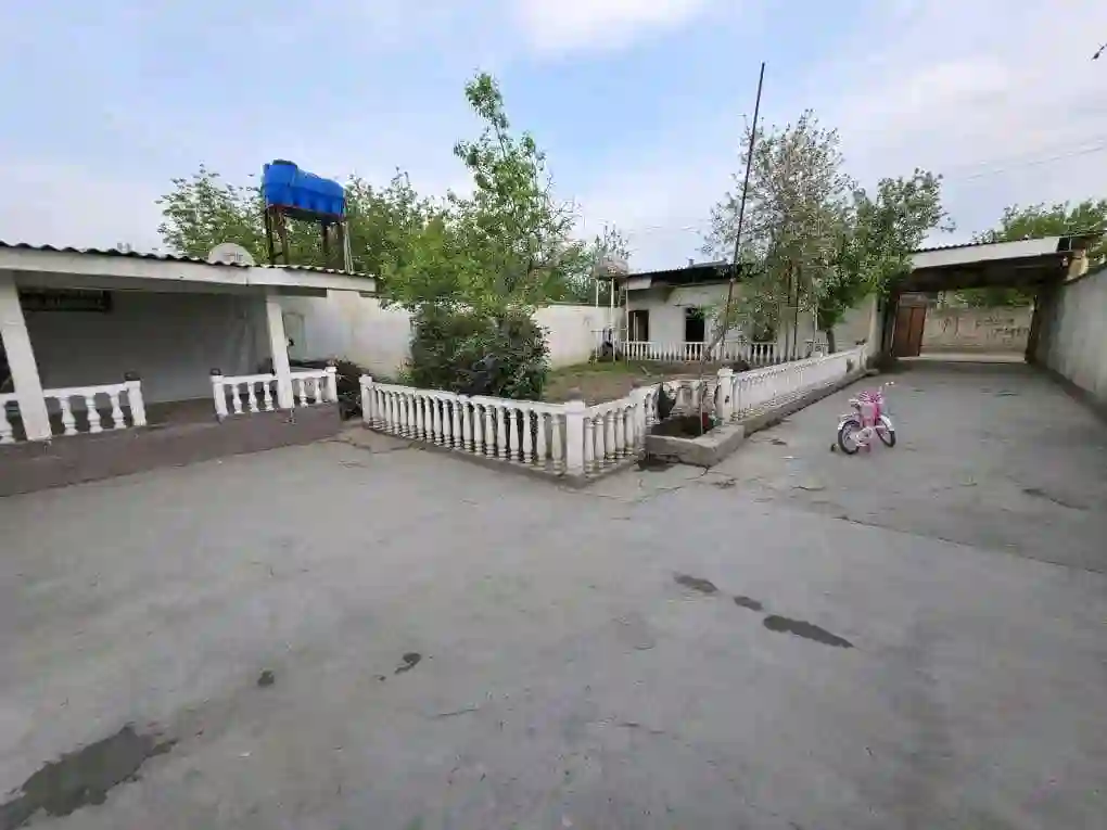 1 этажный, 7-комн. дом, 250 м², 5 соток, ноҳияи фирдавси