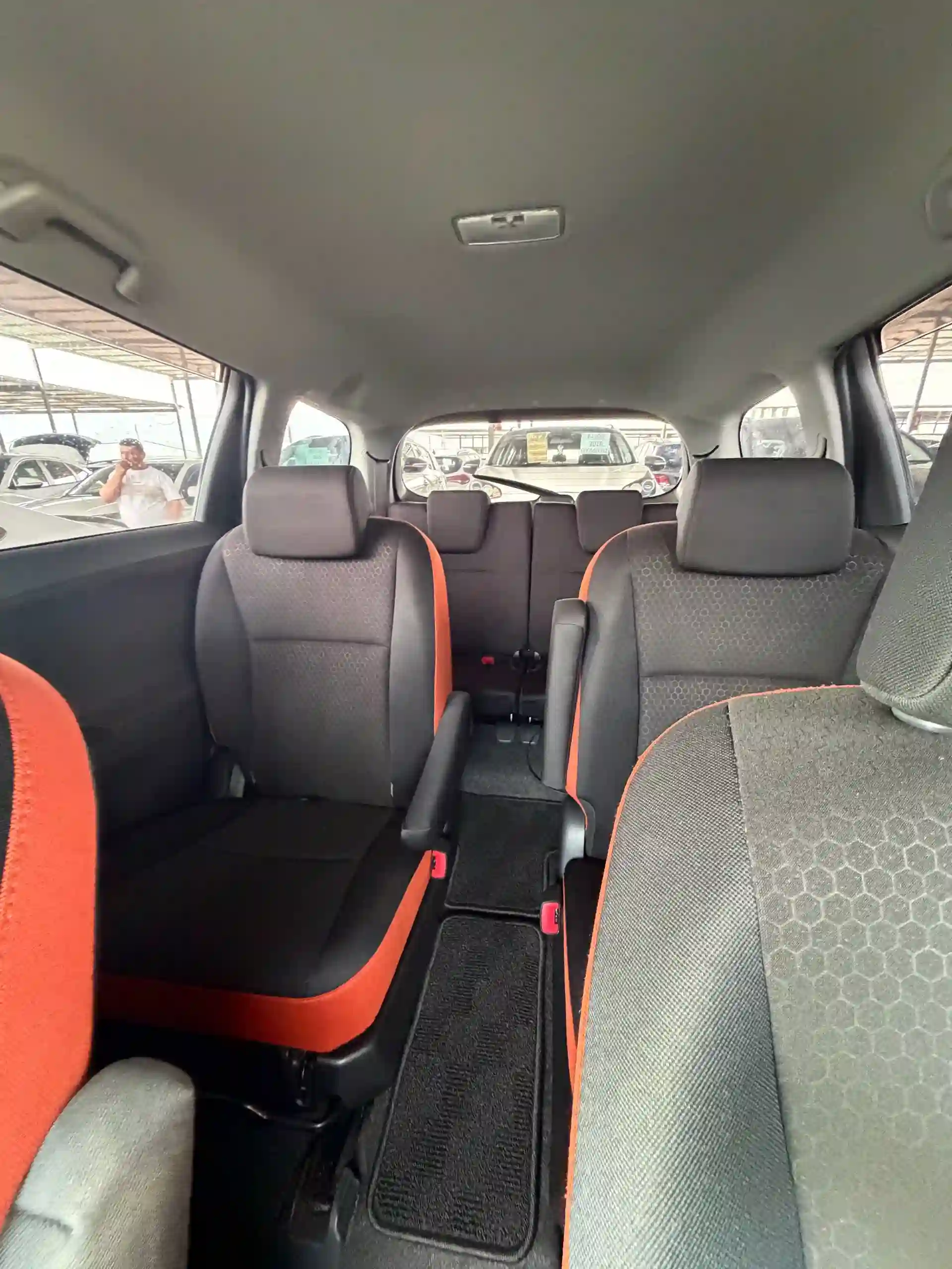 Toyota Vitz 2016