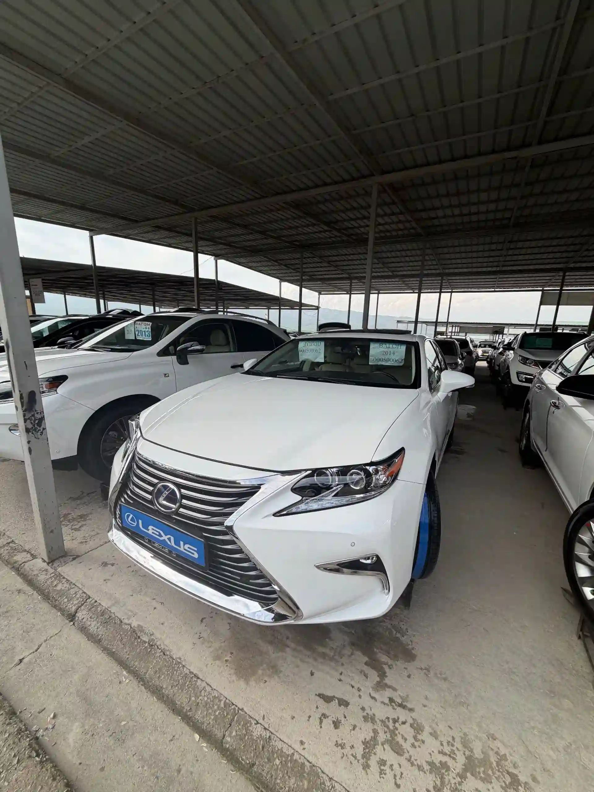 Lexus Es series 2014