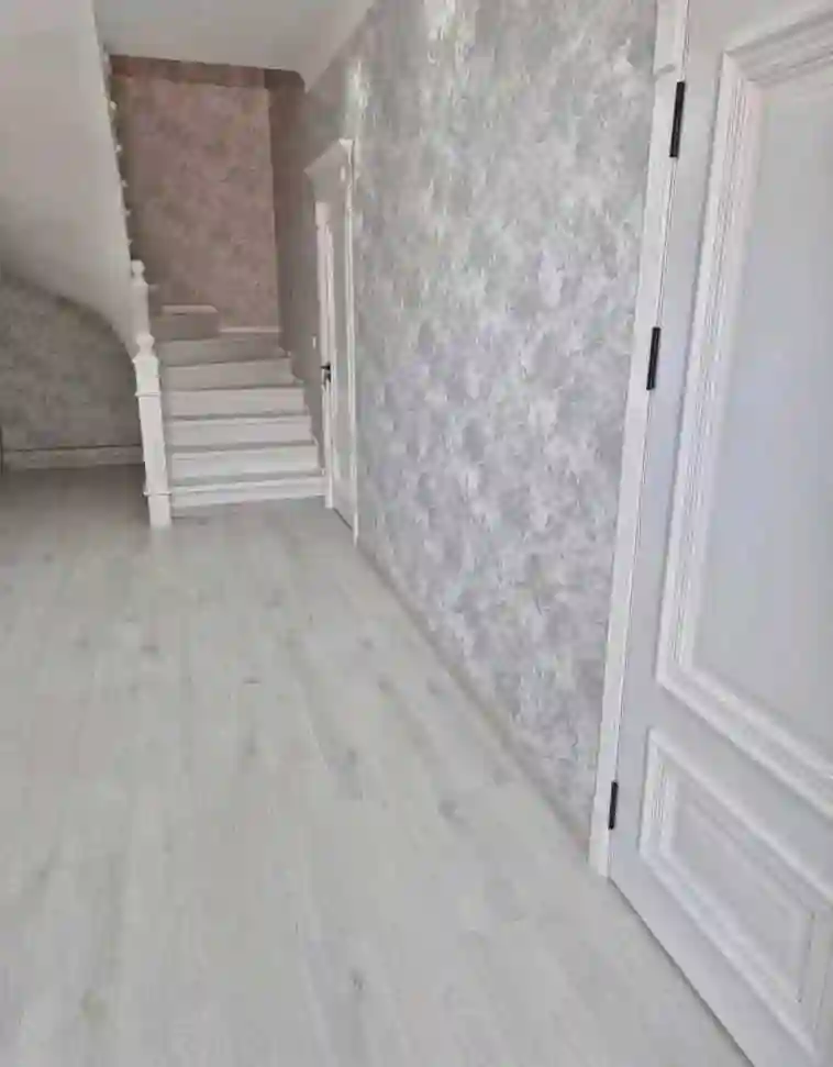 2 этажный, 6-комн. дом, 240 м², 3 соток, Сино