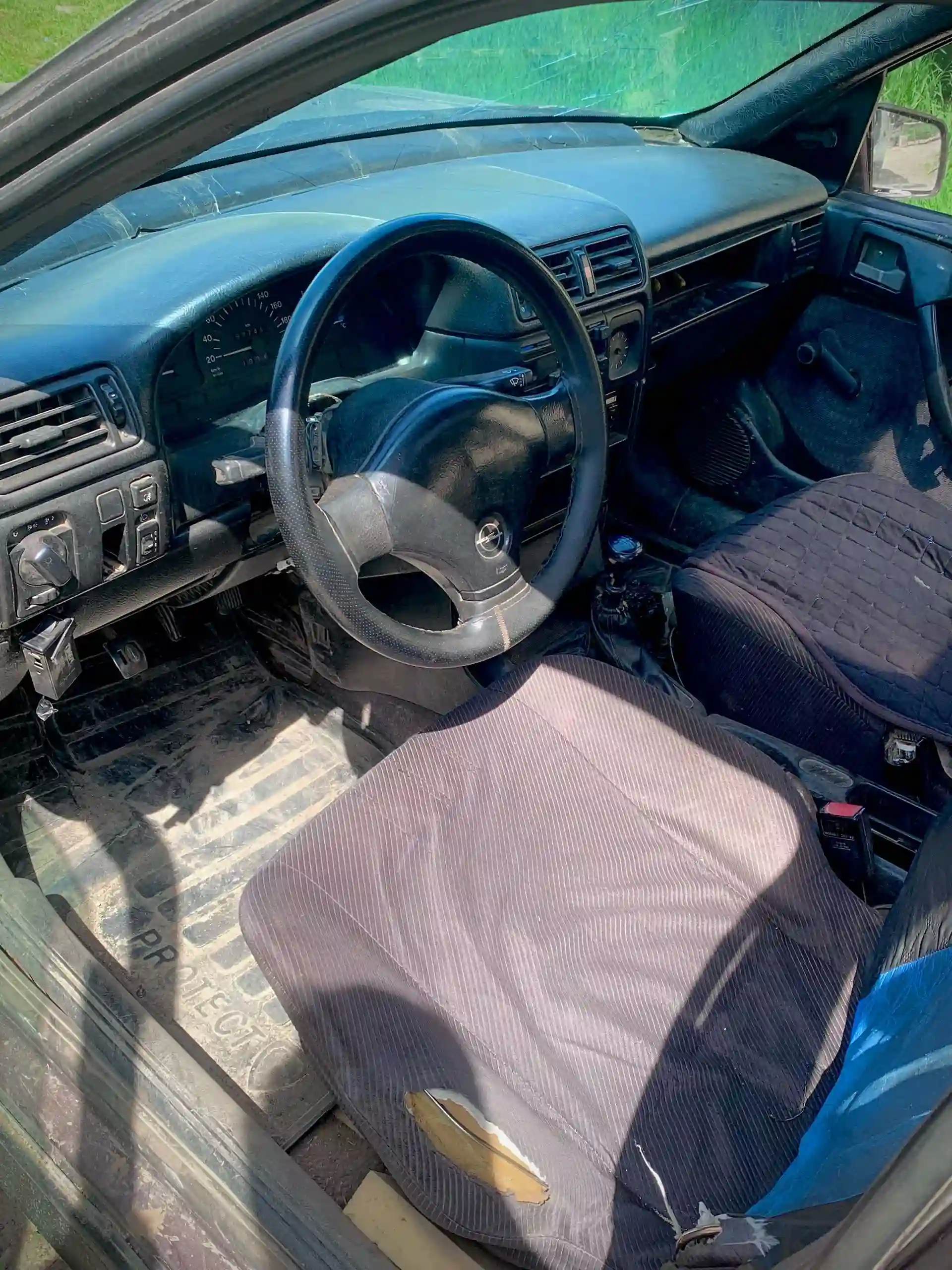 Opel Vectra a 1992