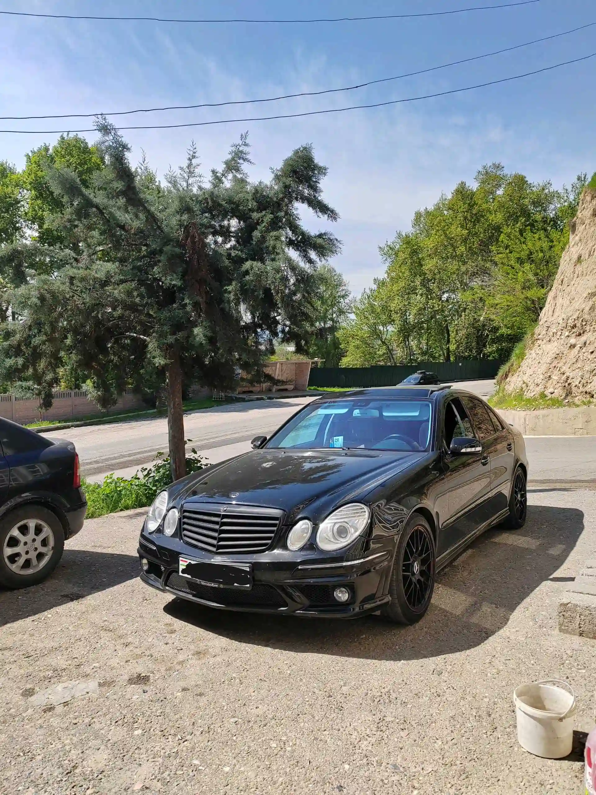 Mercedes-benz E class 2009